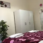Pardis روما